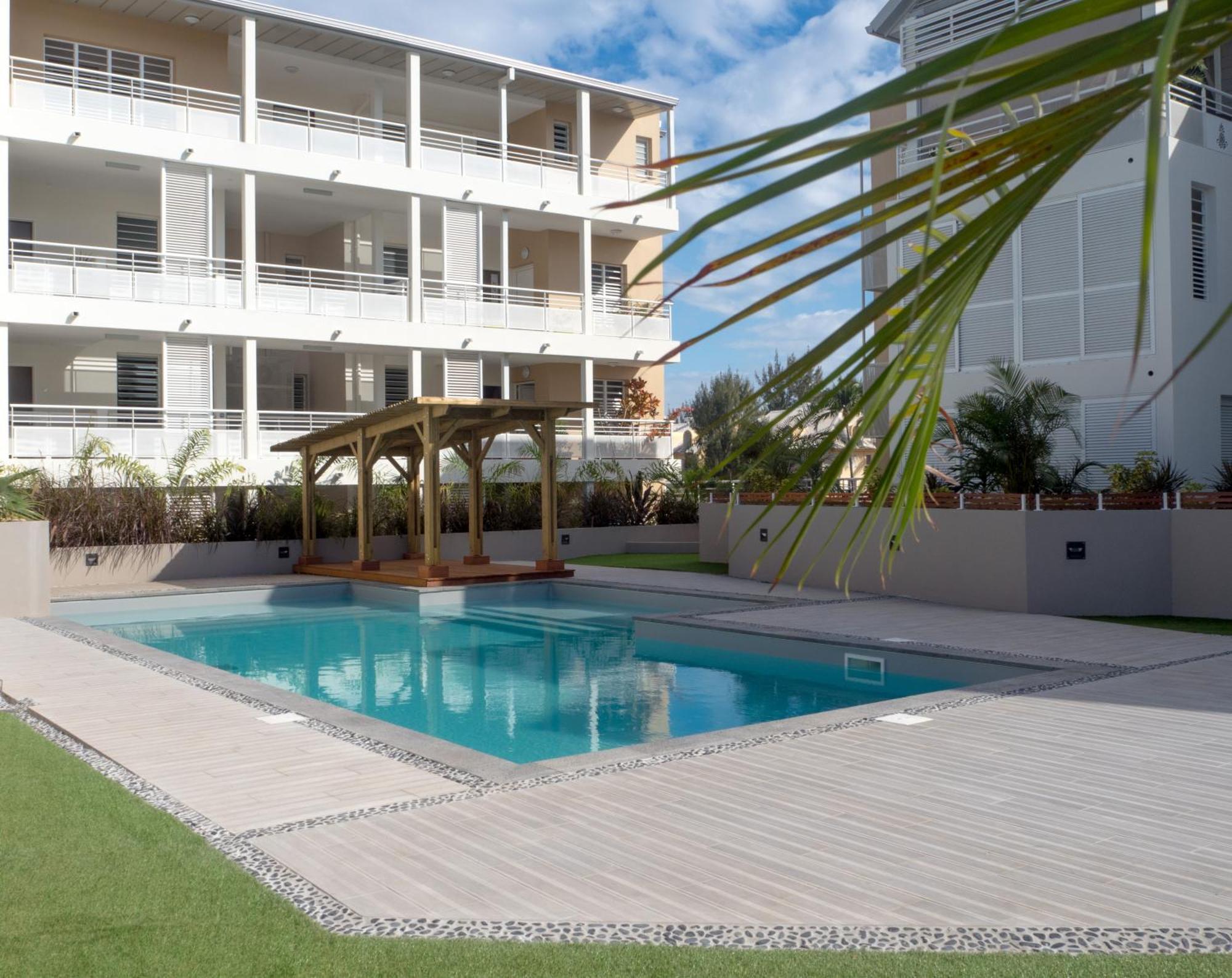 Escale Tropicale, Appart Vue Mer A 2 Min Du Lagon Appartement Saint-Gilles-les-Bains Buitenkant foto